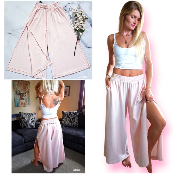 NWOT fp Movement Hot Shot Slit Wide Leg Pants in Bleached Coral Sold Out Color - Picture 1 of 17